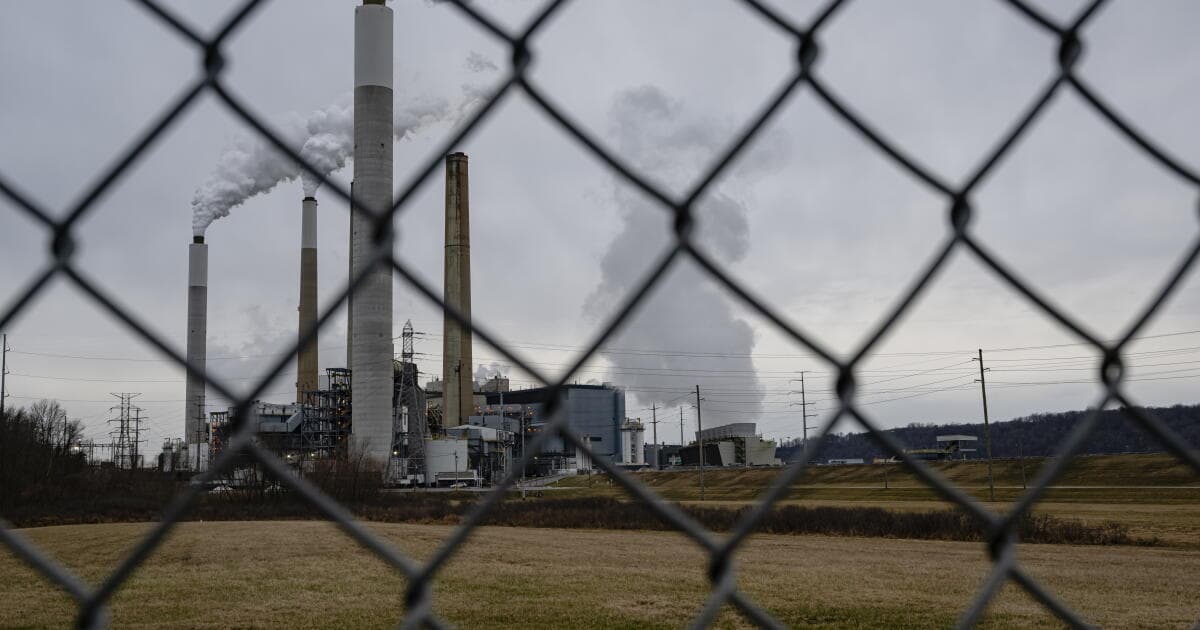 Letters to the Editor: In rolling back emissions limits, Trump endangers our planet even more