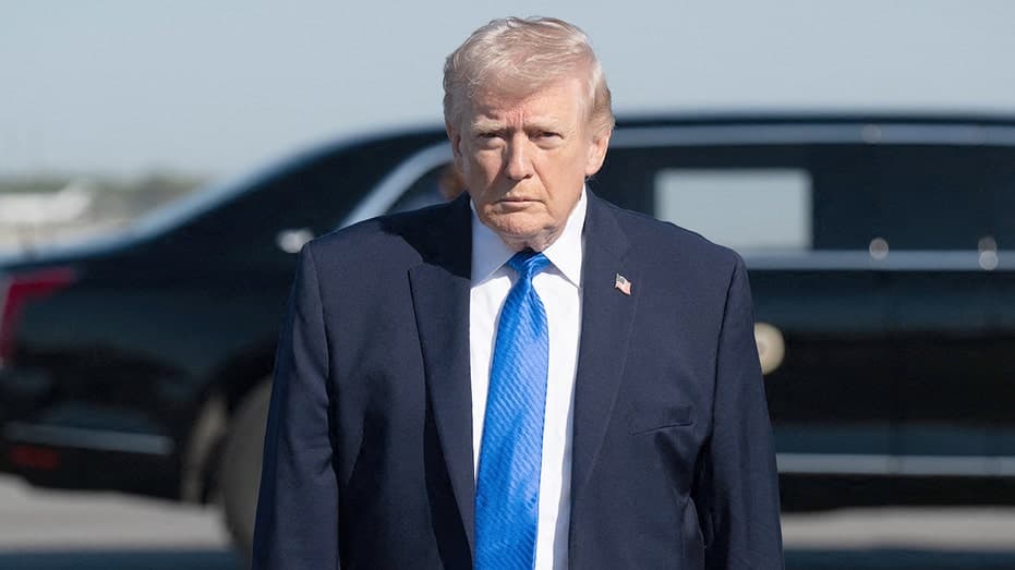 Trump pressures GOP to scrap filibuster, says 'desperate' Schumer 'will make a deal'