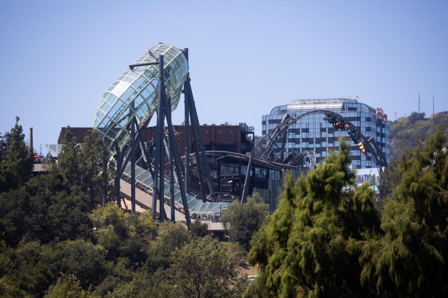 Universal Studios to dampen 'disturbing' coaster screams with sound barriers, says council member