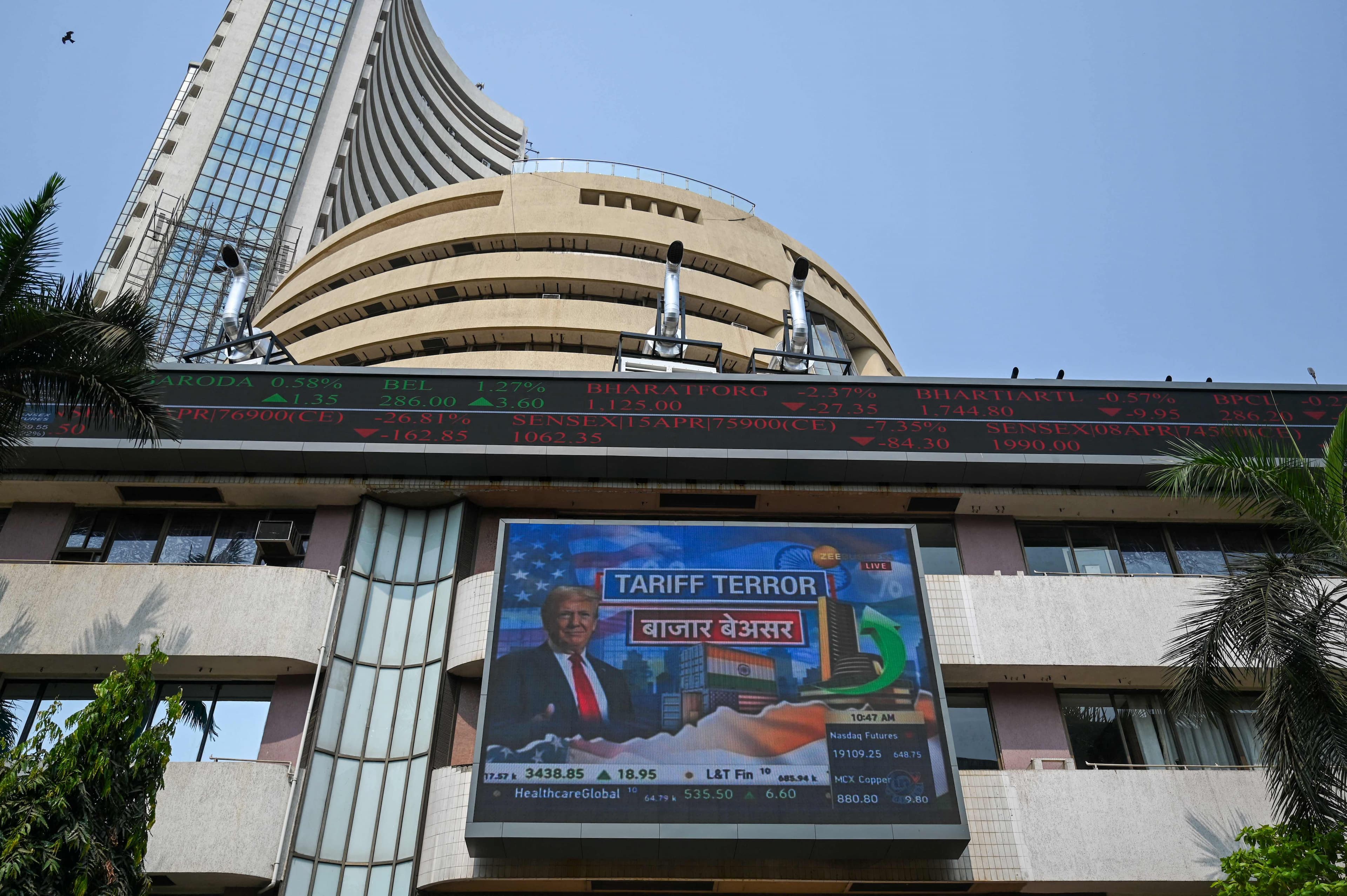Stock Markets Dive Over 3 Pc as Boiling Crude Oil Prices